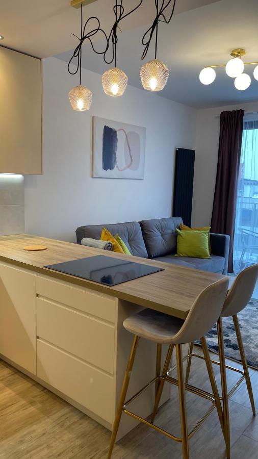2-Room In New House, Wola Warszawa Zewnętrze zdjęcie