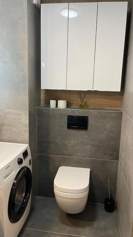 2-Room In New House, Wola Warszawa Zewnętrze zdjęcie
